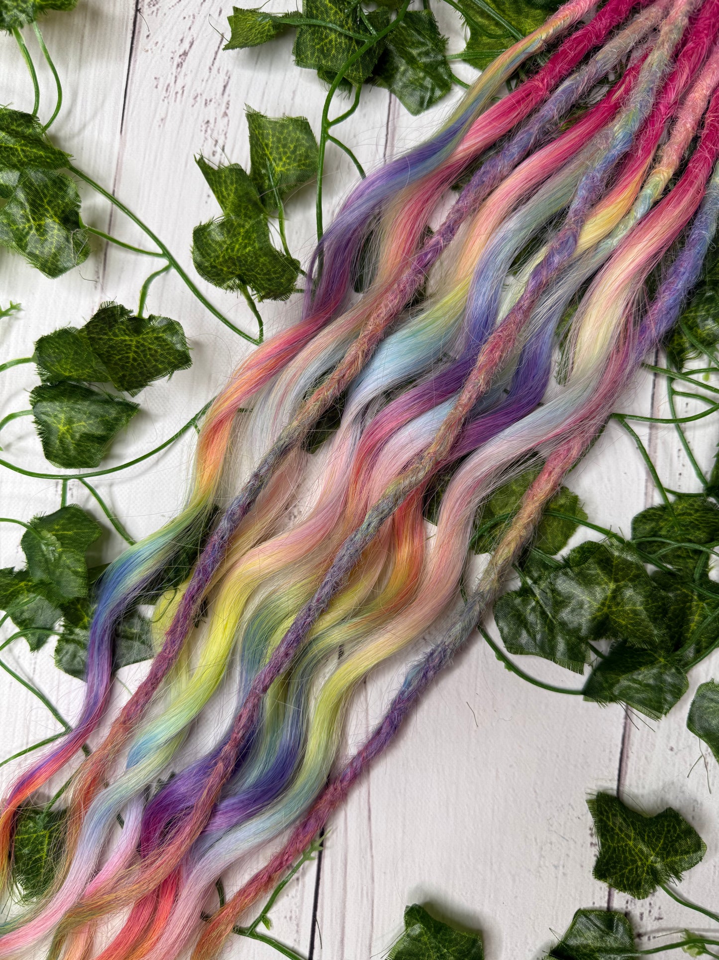 Set of 5, 54-58cm Fuchsia Storm Mixed Texture Synthetic Extensions