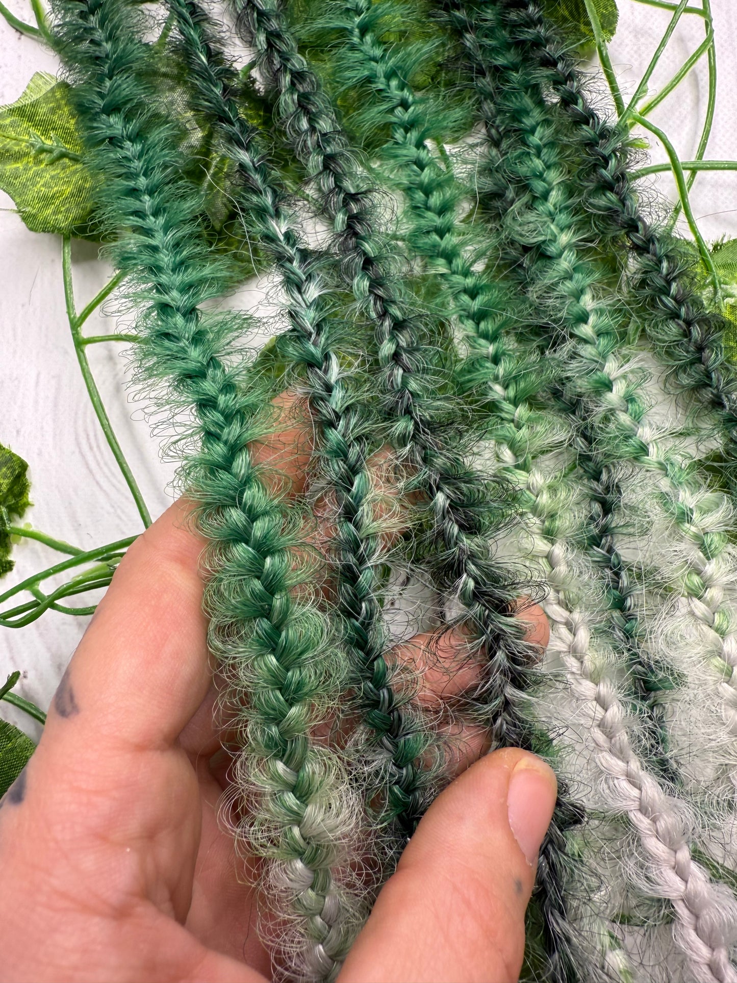 Set of 4, 50-58cm Obsidian Moss Blend Mixed Texture Synthetic Extensions