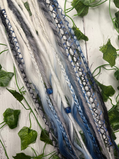 Set of 8, 53-66cm Midnight Ice Blend Mixed Texture Synthetic Extensions