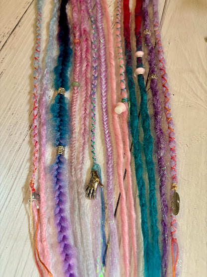Set of 8 Fairy Coloured Synthetic Extensions