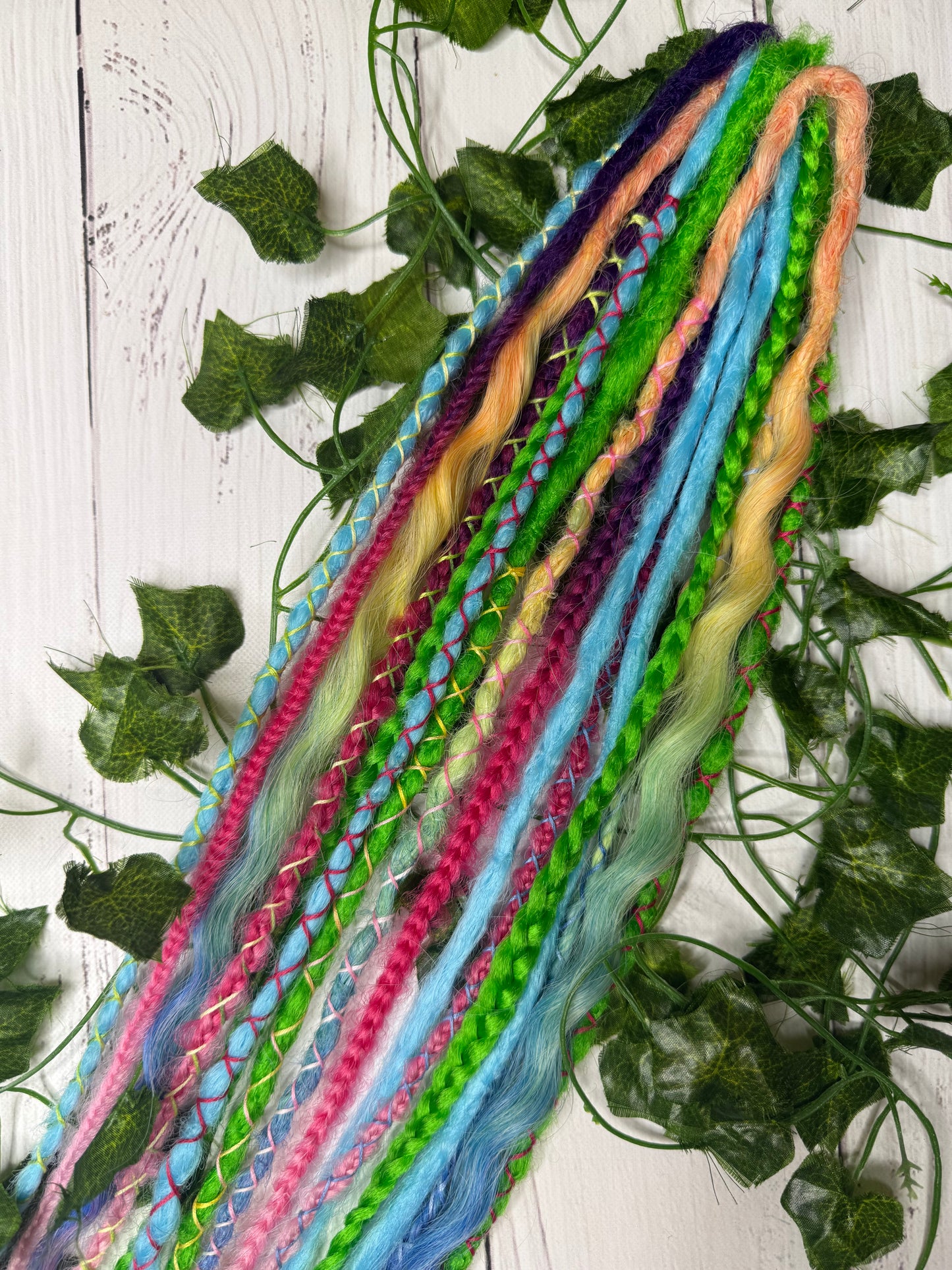 Set of 8, 55-65cm Aurora Skies Mixed Texture Synthetic Extensions