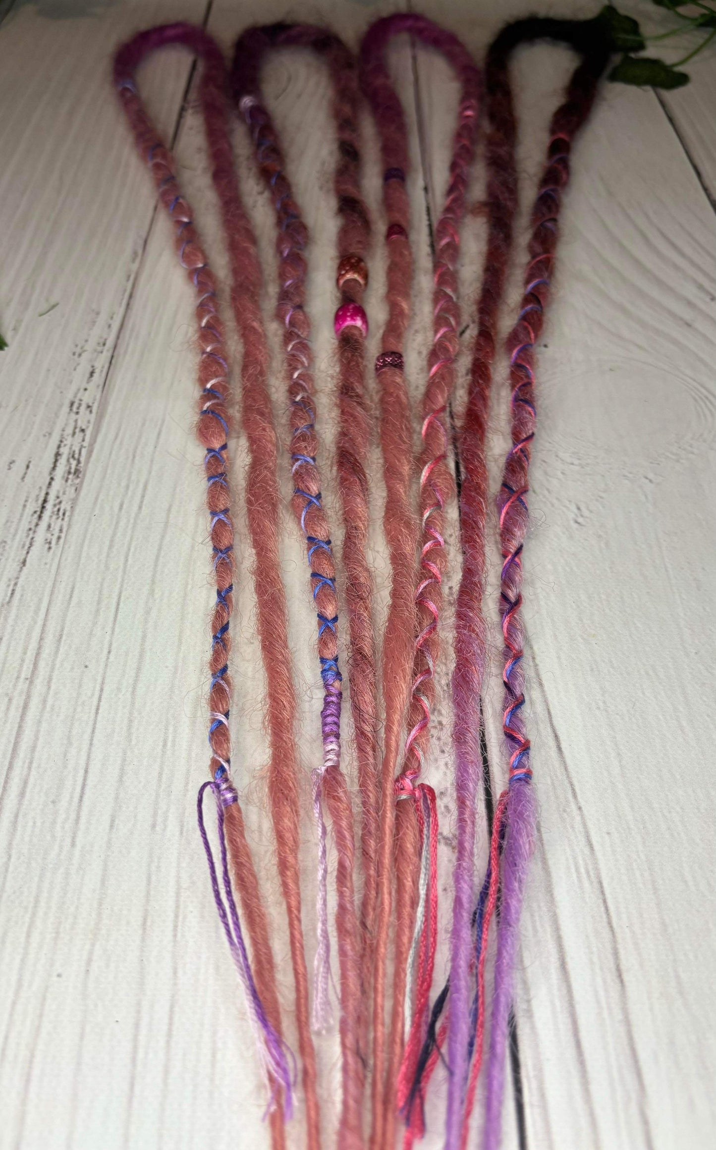 Set of 4, 44-50cm Muted Pink Synthetic Extensions