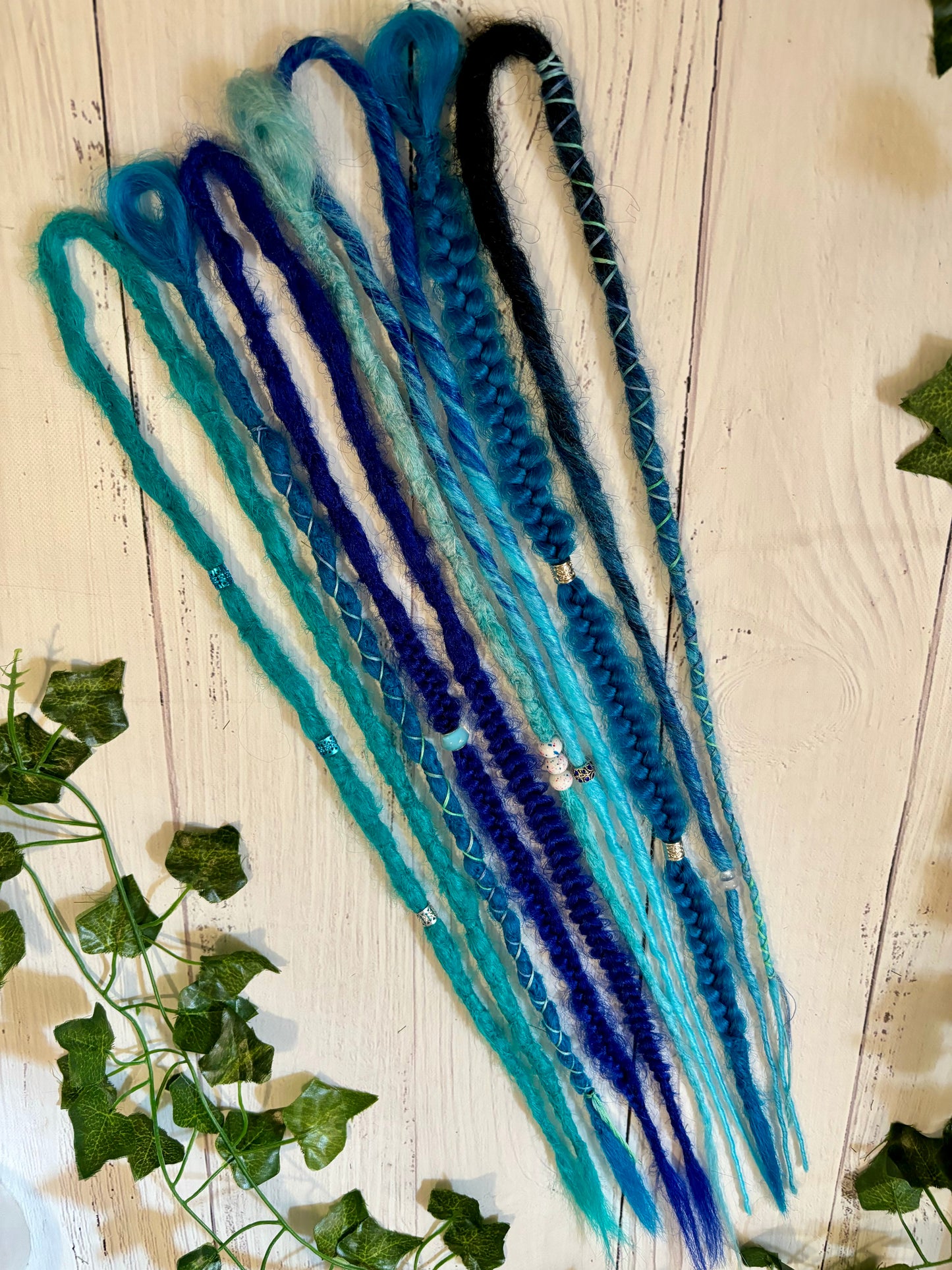 Set of 7, 52-56cm Mixed Blue Synthetic Extensions