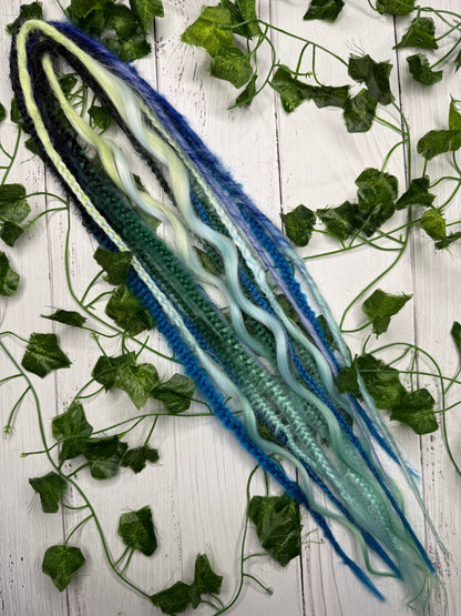 Set of 8, 57-62cm Ocean Blend Mixed Texture Synthetic Extensions