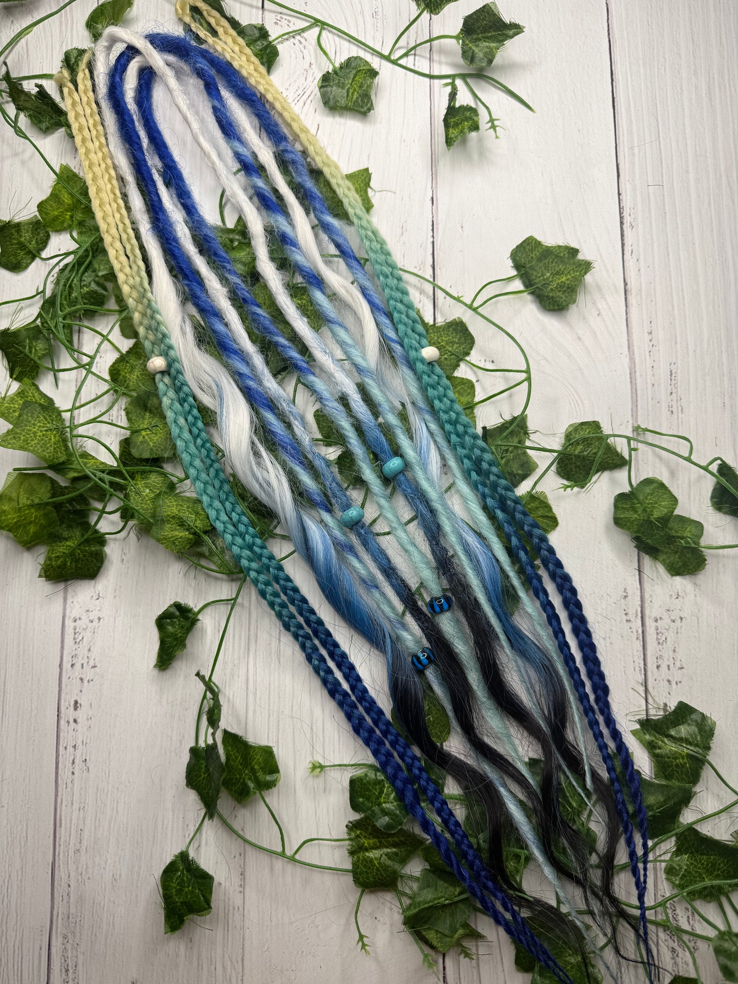 Set of 8, 57-64cm Midnight Ice Blend Mixed Texture Synthetic Extensions