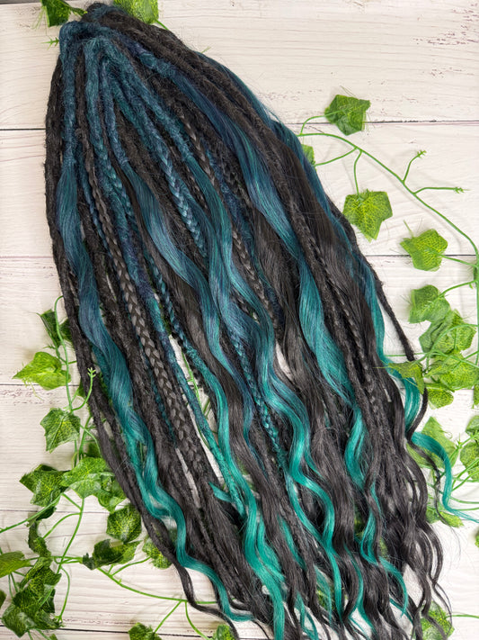 Set of 25, Black and Emerald Mixed Textured Extensions