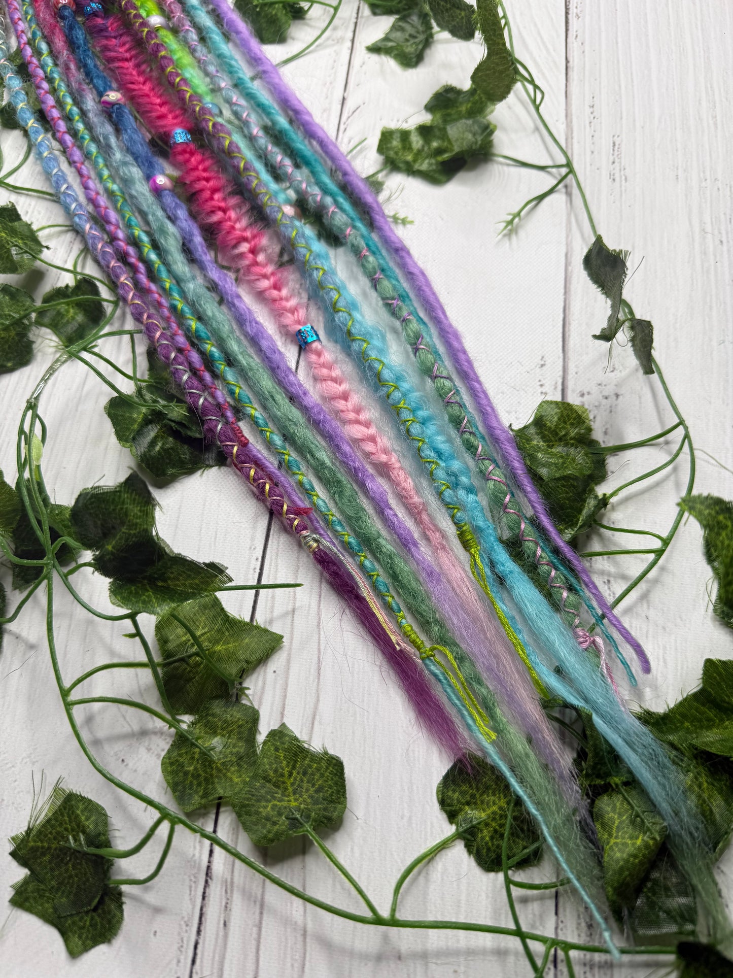 Set of 8, 56-66cm Pastel Mix Synthetic Extensions