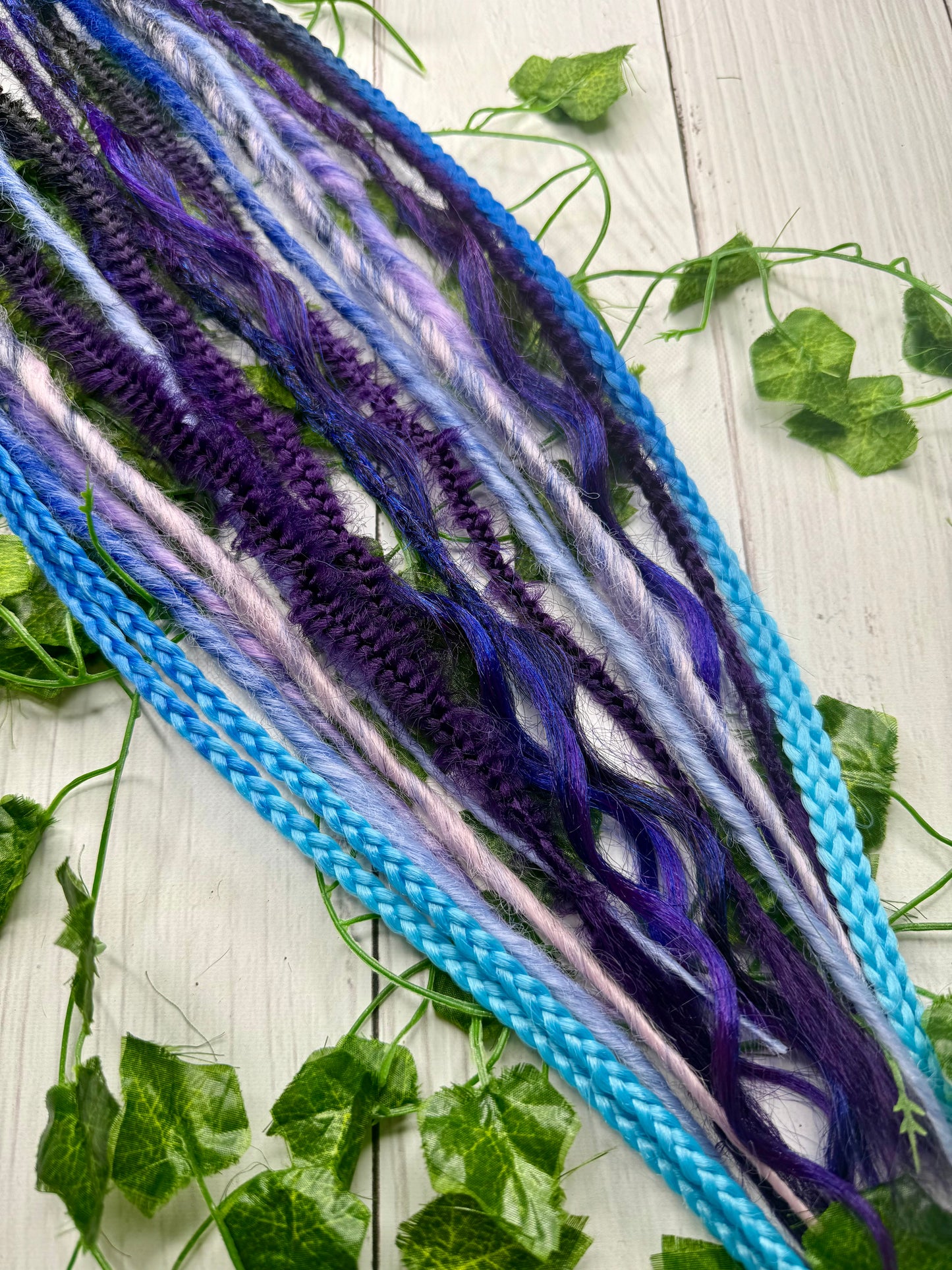 Set of 12, 52-68cm Galaxy Blend Mixed Texture Synthetic Extensions