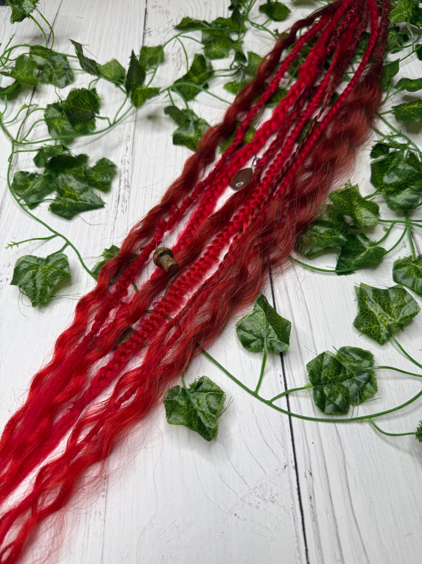 Set of 4, 55-68cm Ruby Flame Mixed Texture Synthetic Extensions