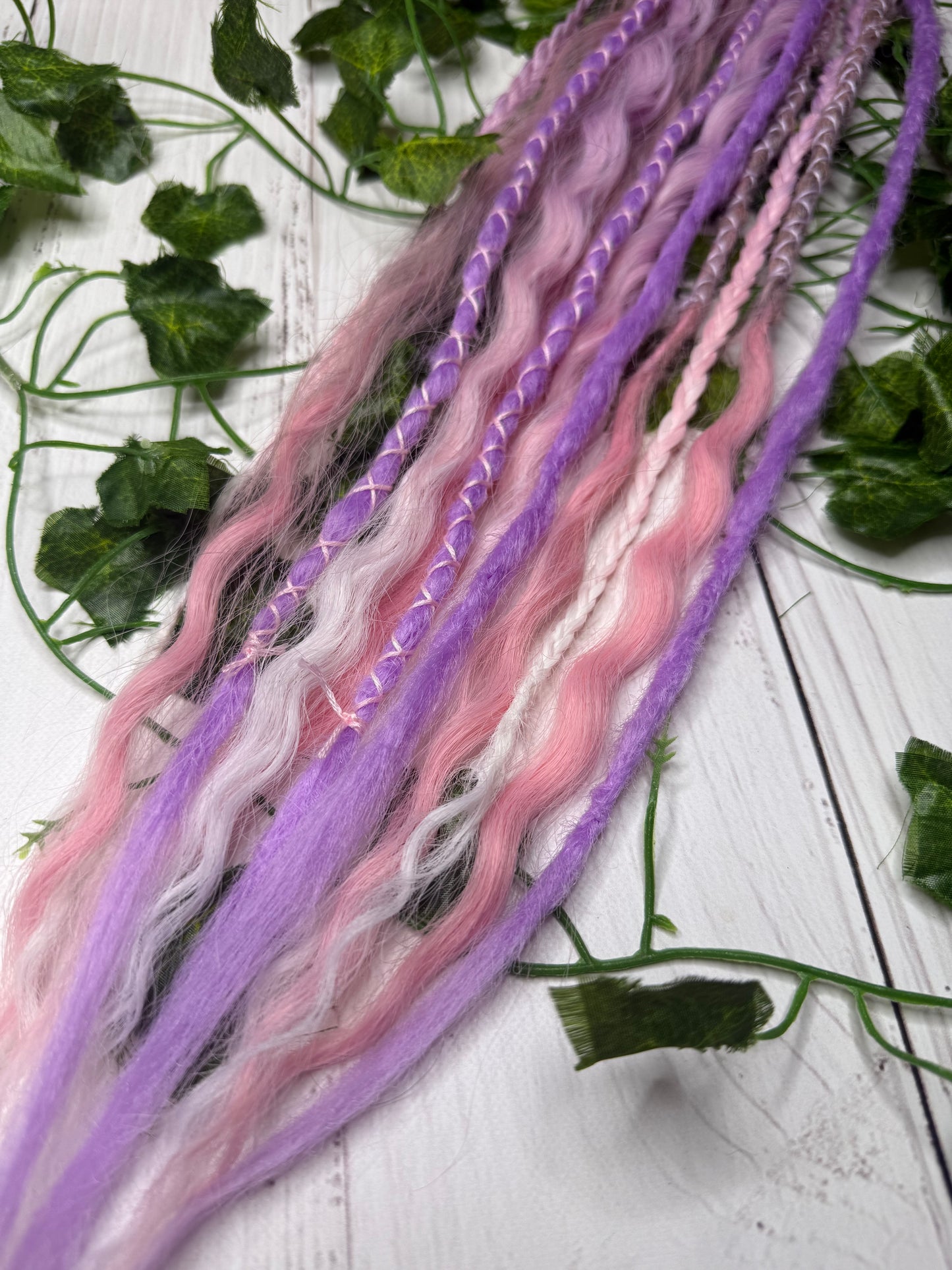 Set of 6, 54-65cm Soft Bloom Mixed Texture Synthetic Extensions