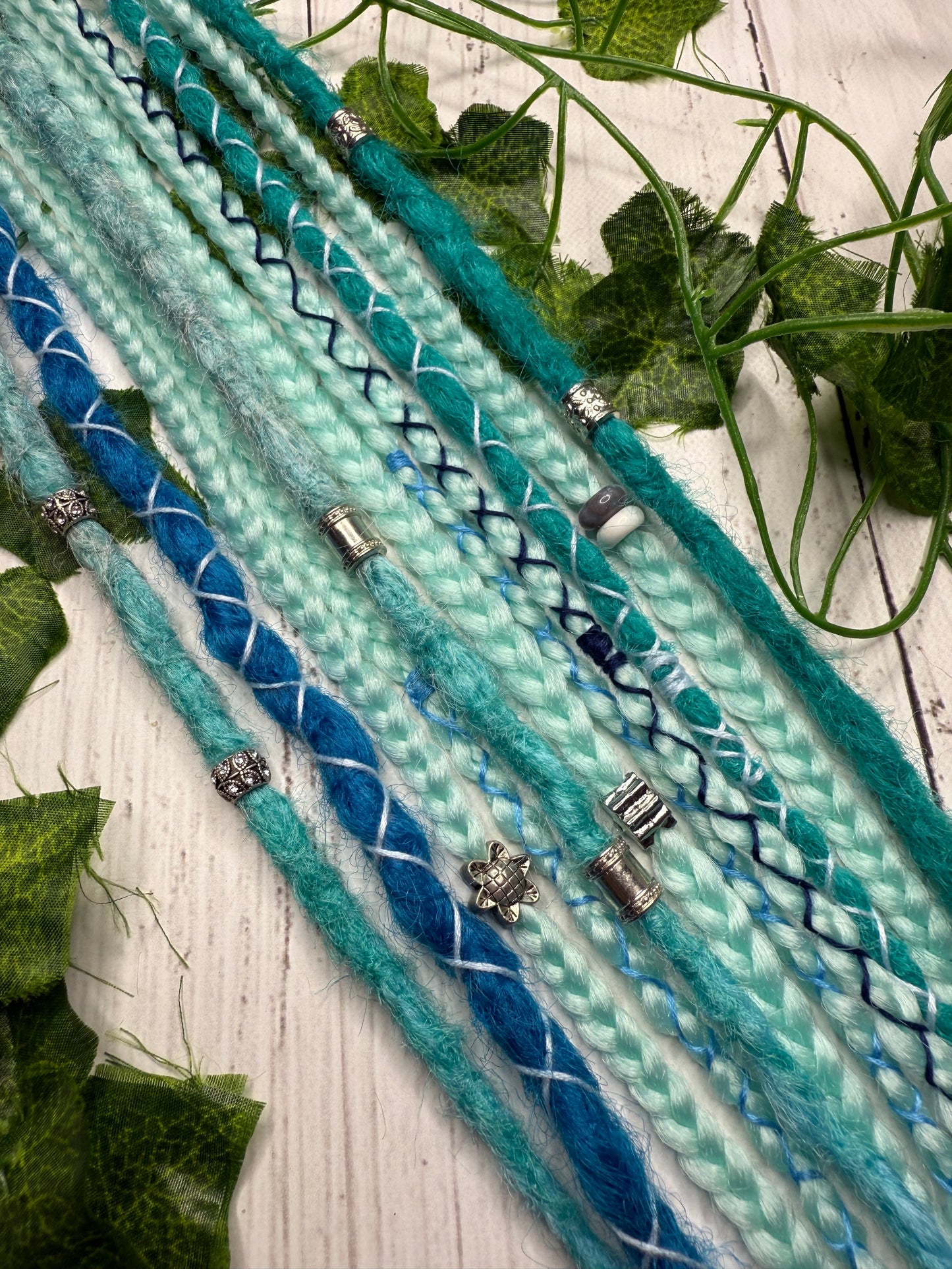 Set of 11, 54-60cm Mixed Blue Synthetic Extensions