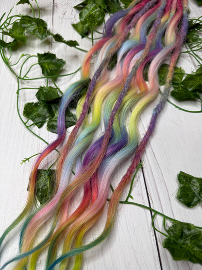 Set of 5, 54-58cm Fuchsia Storm Mixed Texture Synthetic Extensions