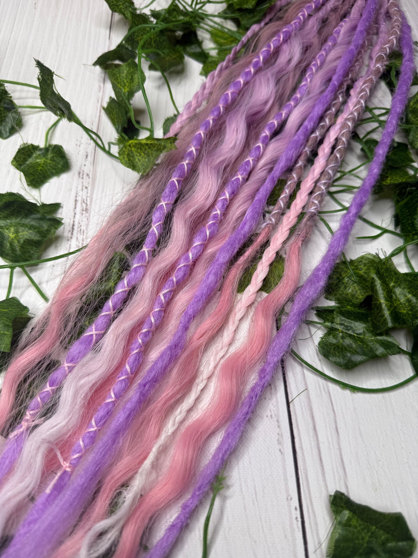Set of 6, 54-65cm Soft Bloom Mixed Texture Synthetic Extensions