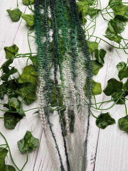 Set of 4, 50-58cm Obsidian Moss Blend Mixed Texture Synthetic Extensions