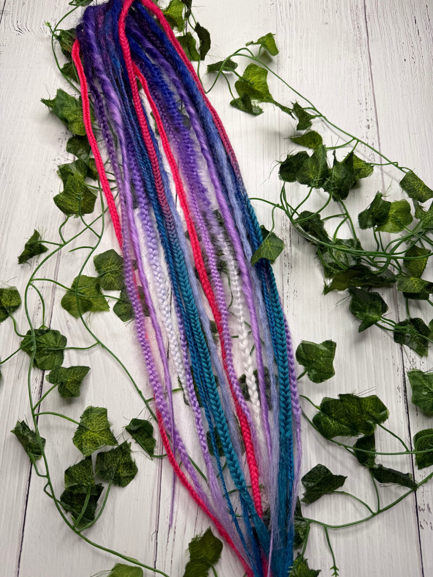 Set of 9, 59-65cm Mystic Haze Blend Mixed Texture Synthetic Extensions