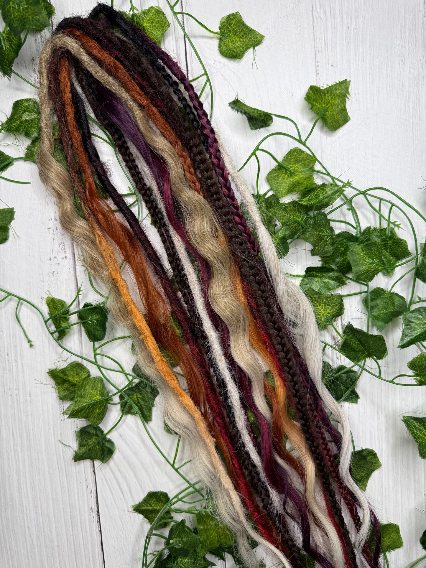 Set of 8, 51-69cm Amber Plum Blend Mixed Texture Synthetic Extensions