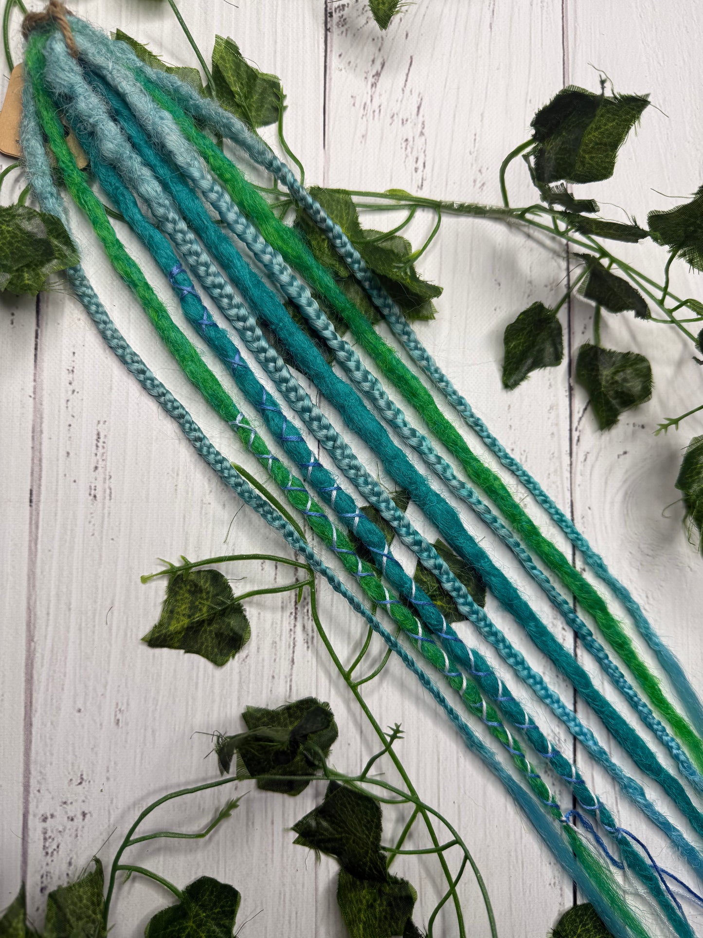 Set of 4, 43-48cm Green Blue Synthetic Extensions