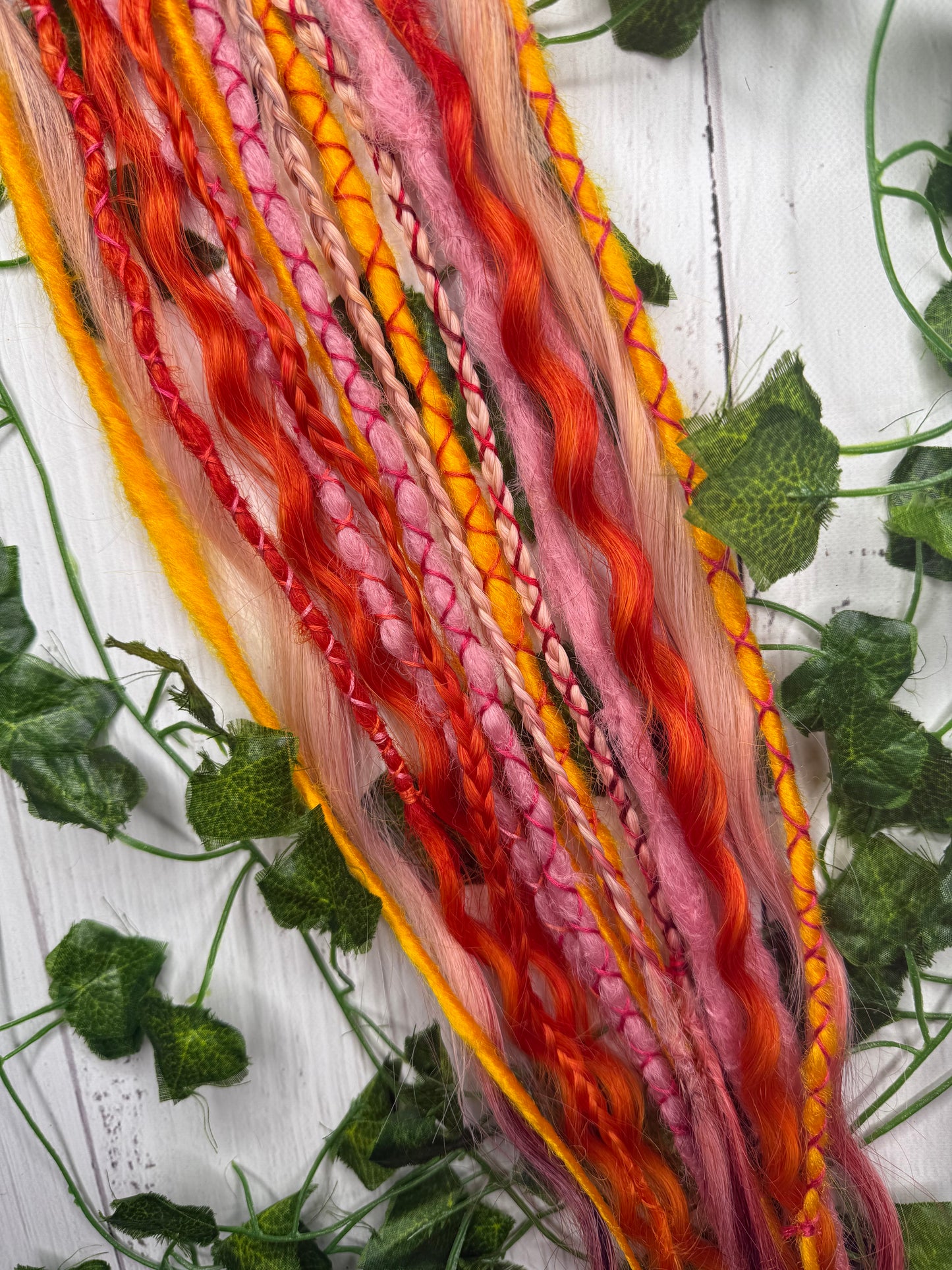 Set of 8, 52-61cm Summer Sunset Blend Mixed Texture Synthetic Extensions