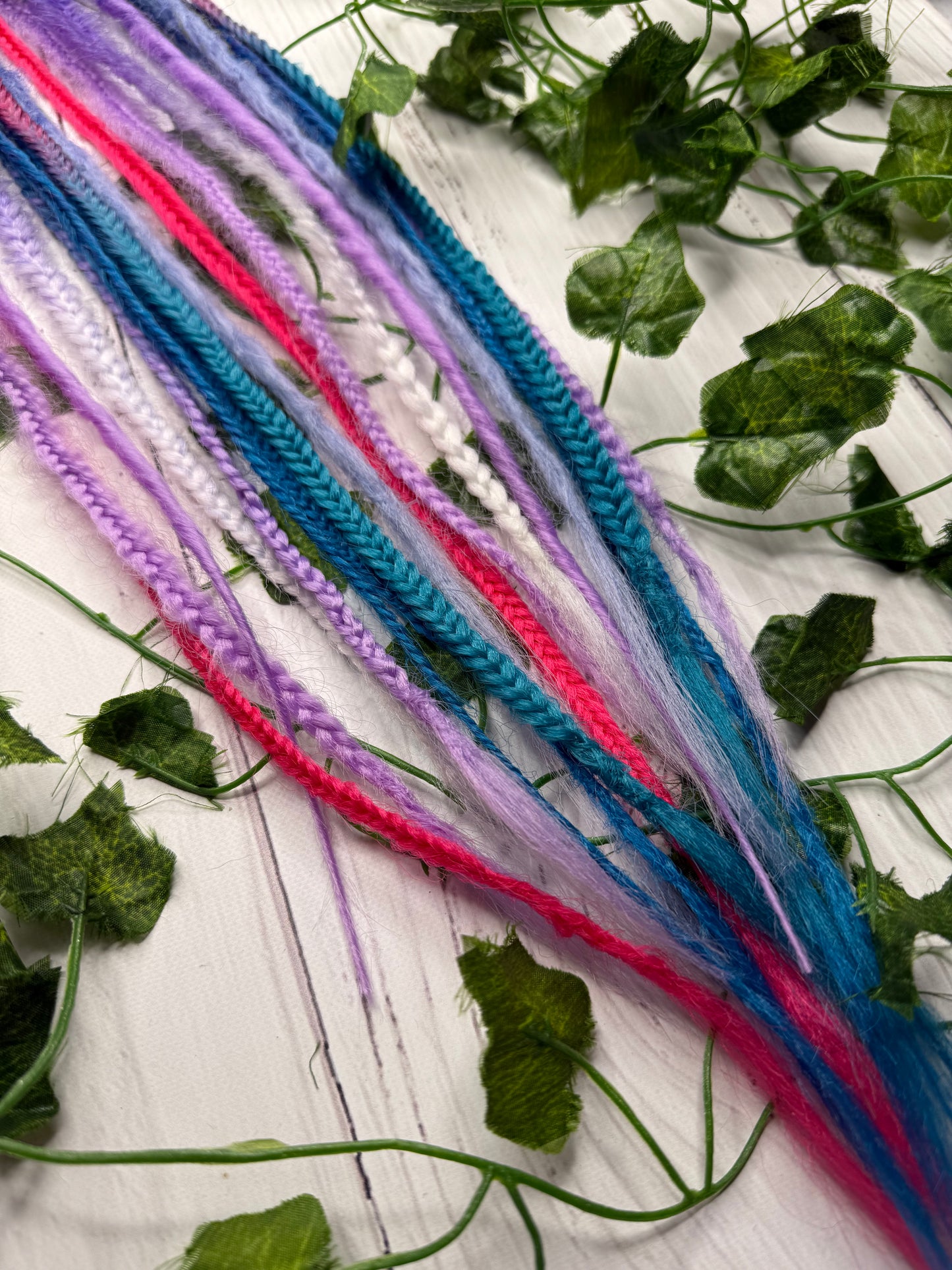 Set of 9, 59-65cm Mystic Haze Blend Mixed Texture Synthetic Extensions