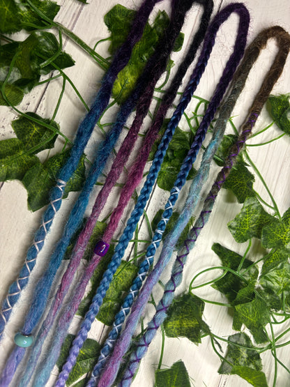 Set of 4, 57-64cm Purple Blue Blend Synthetic Extensions