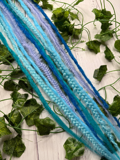 Set of 5, 55-62cm Blue Haze Blend Mixed Texture Synthetic Extensions