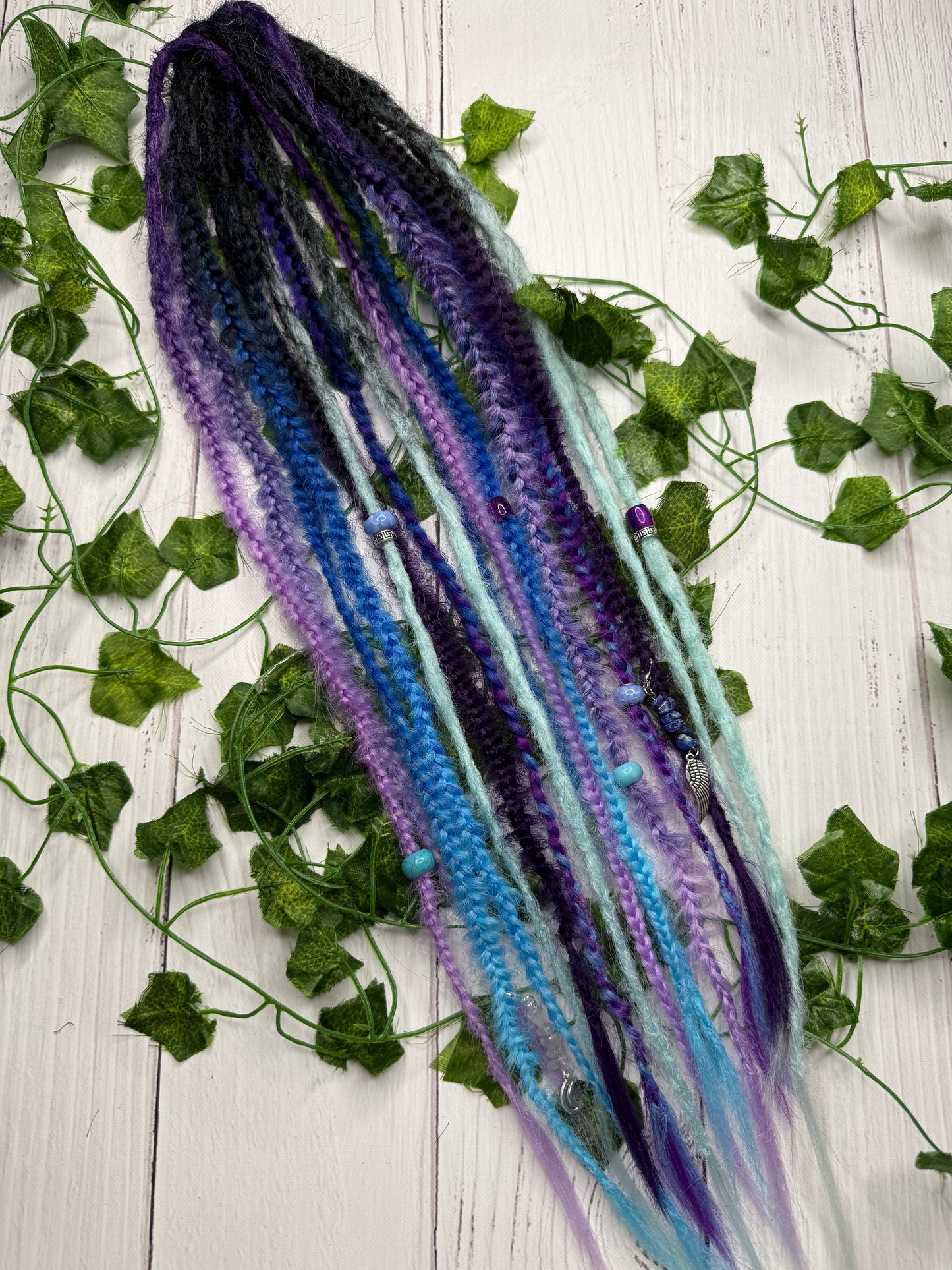 Set of 8, 56-62cm Royal Eclipse Blend Mixed Texture Synthetic Extensions