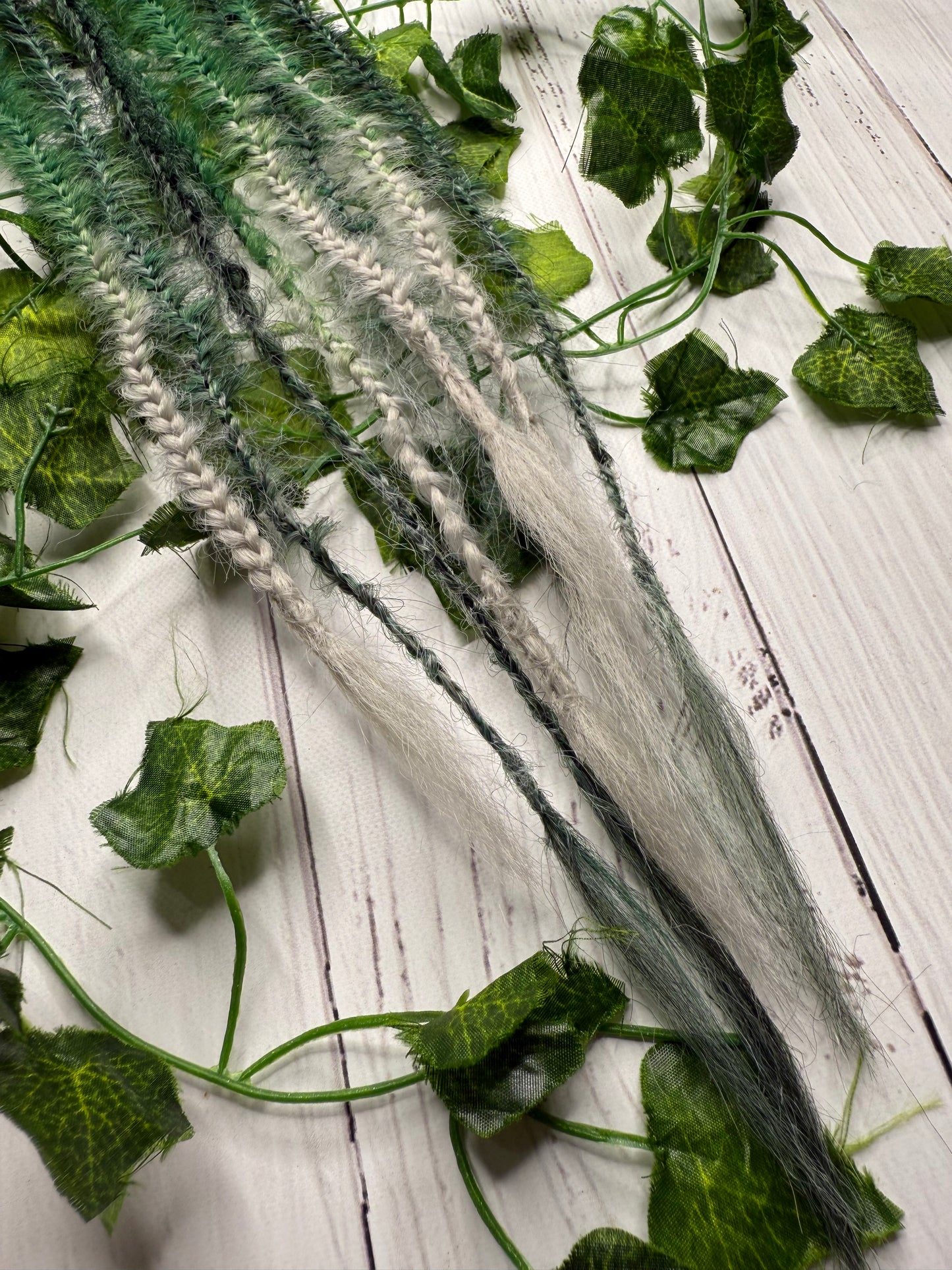 Set of 4, 50-58cm Obsidian Moss Blend Mixed Texture Synthetic Extensions