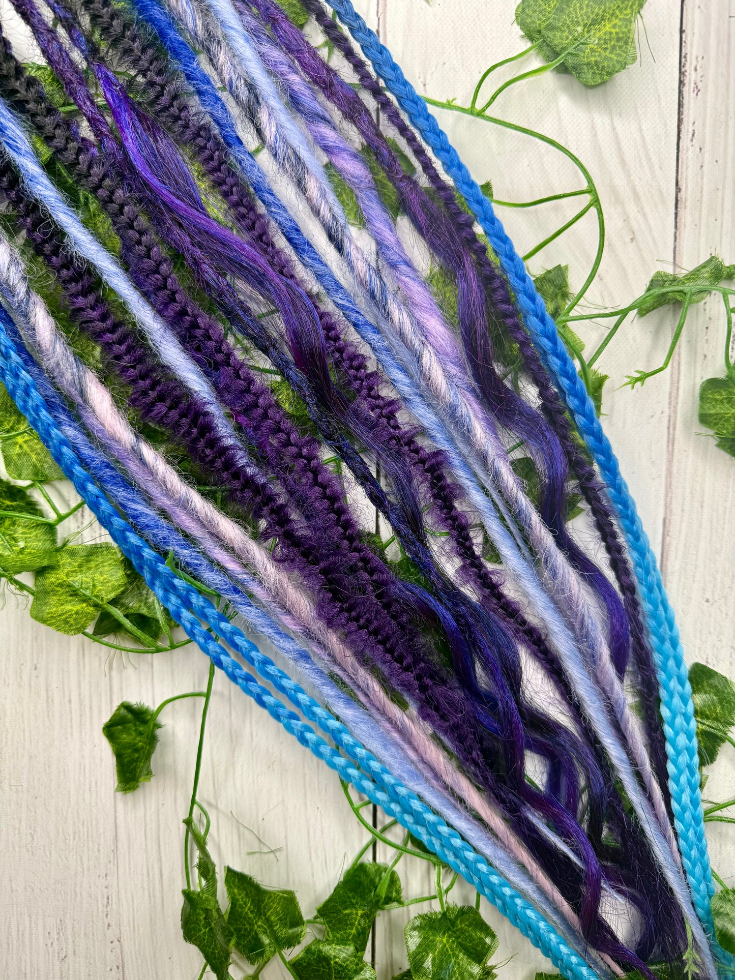 Set of 12, 52-68cm Galaxy Blend Mixed Texture Synthetic Extensions