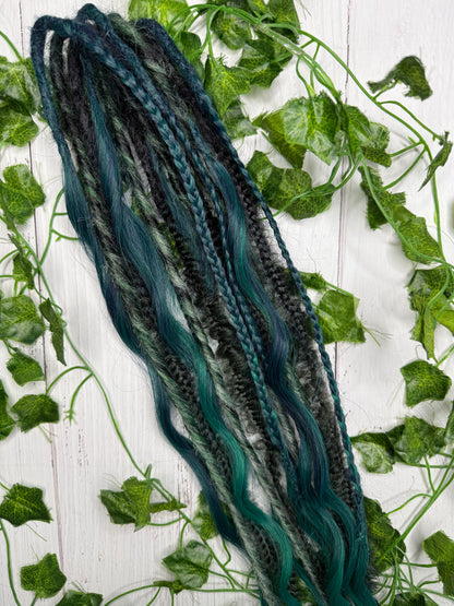 Set of 8, 52-67cm Deep Forest Green Mixed Texture Synthetic Extensions