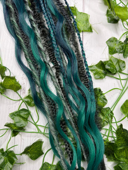 Set of 8, 52-67cm Deep Forest Green Mixed Texture Synthetic Extensions
