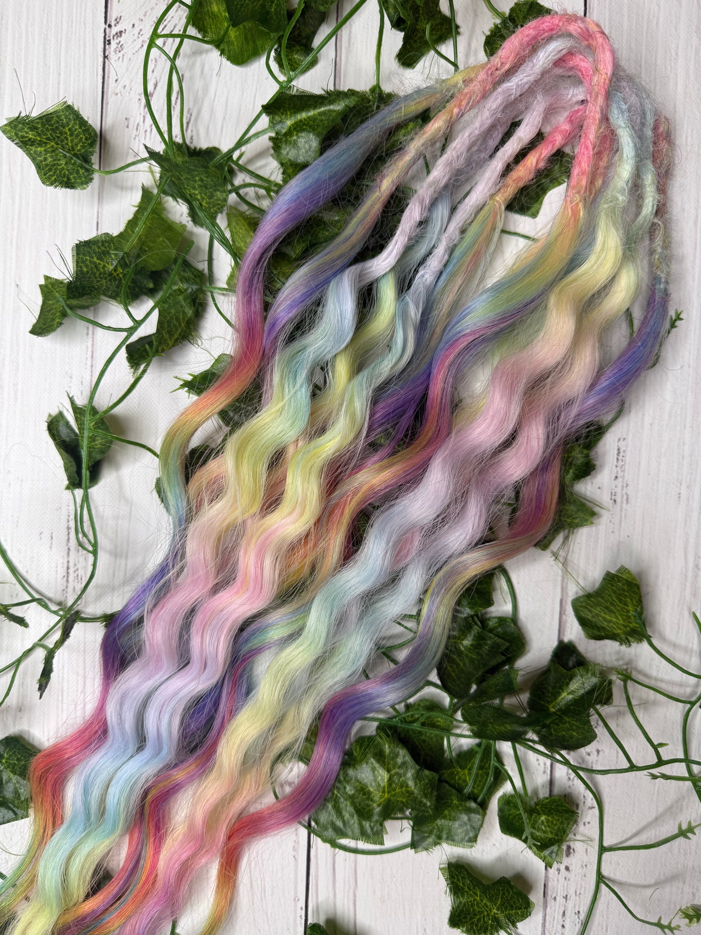 Set of 6, 50-53cm Canola Bloom CurlySynthetic Extensions