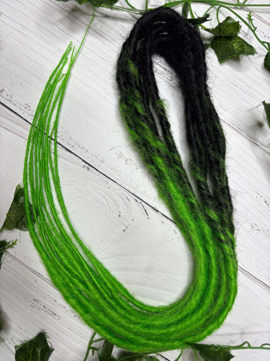 Set of 5, 57-60cm Black - Green Twisted Synthetic Extensions