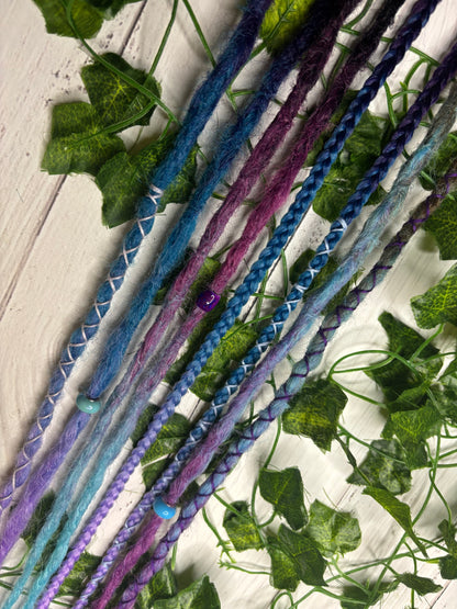 Set of 4, 57-64cm Purple Blue Blend Synthetic Extensions