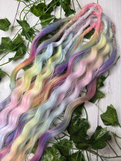 Set of 6, 50-53cm Canola Bloom CurlySynthetic Extensions