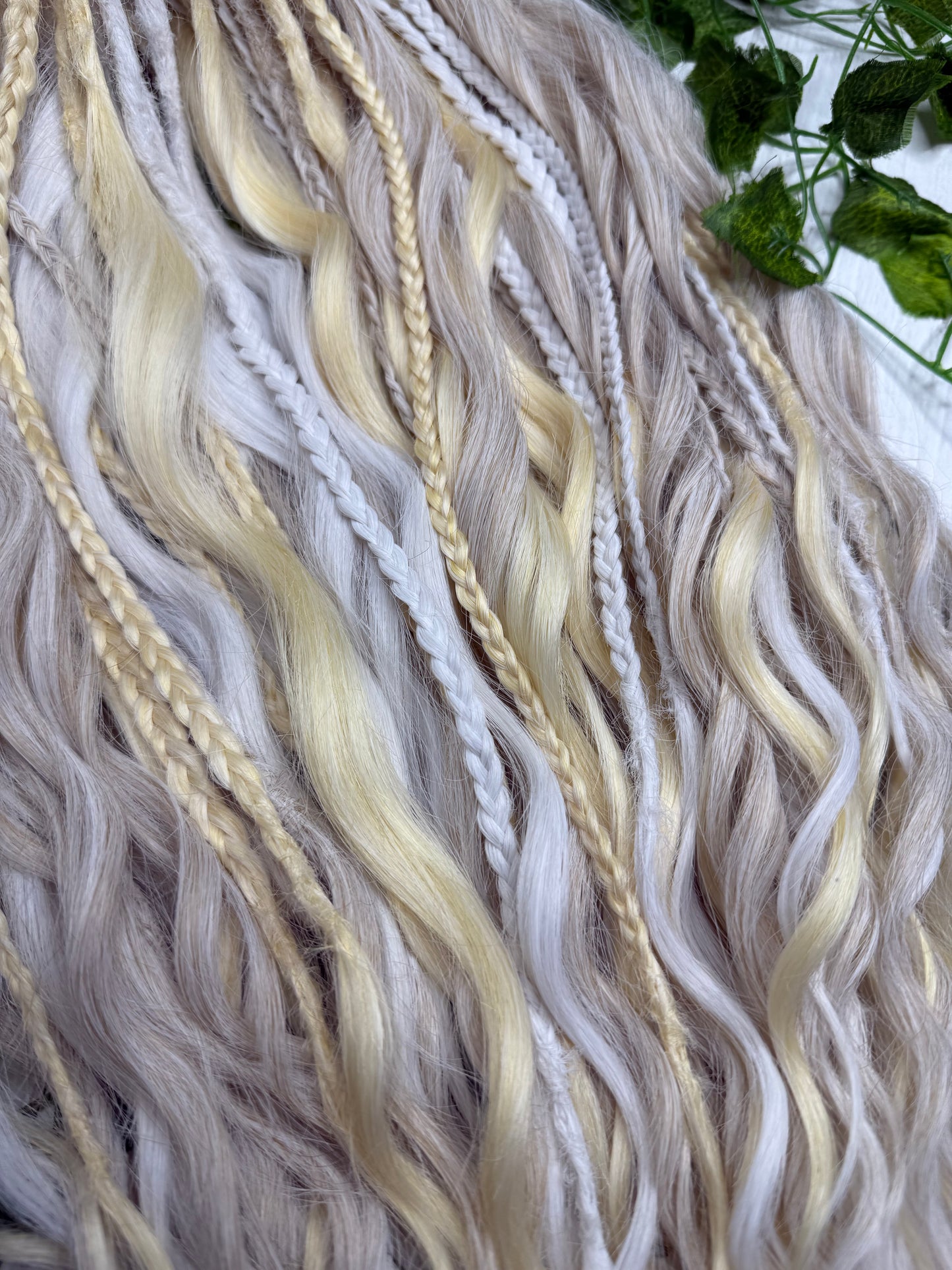Set of 50, Full Head Anna Wave Extensions with Braided side