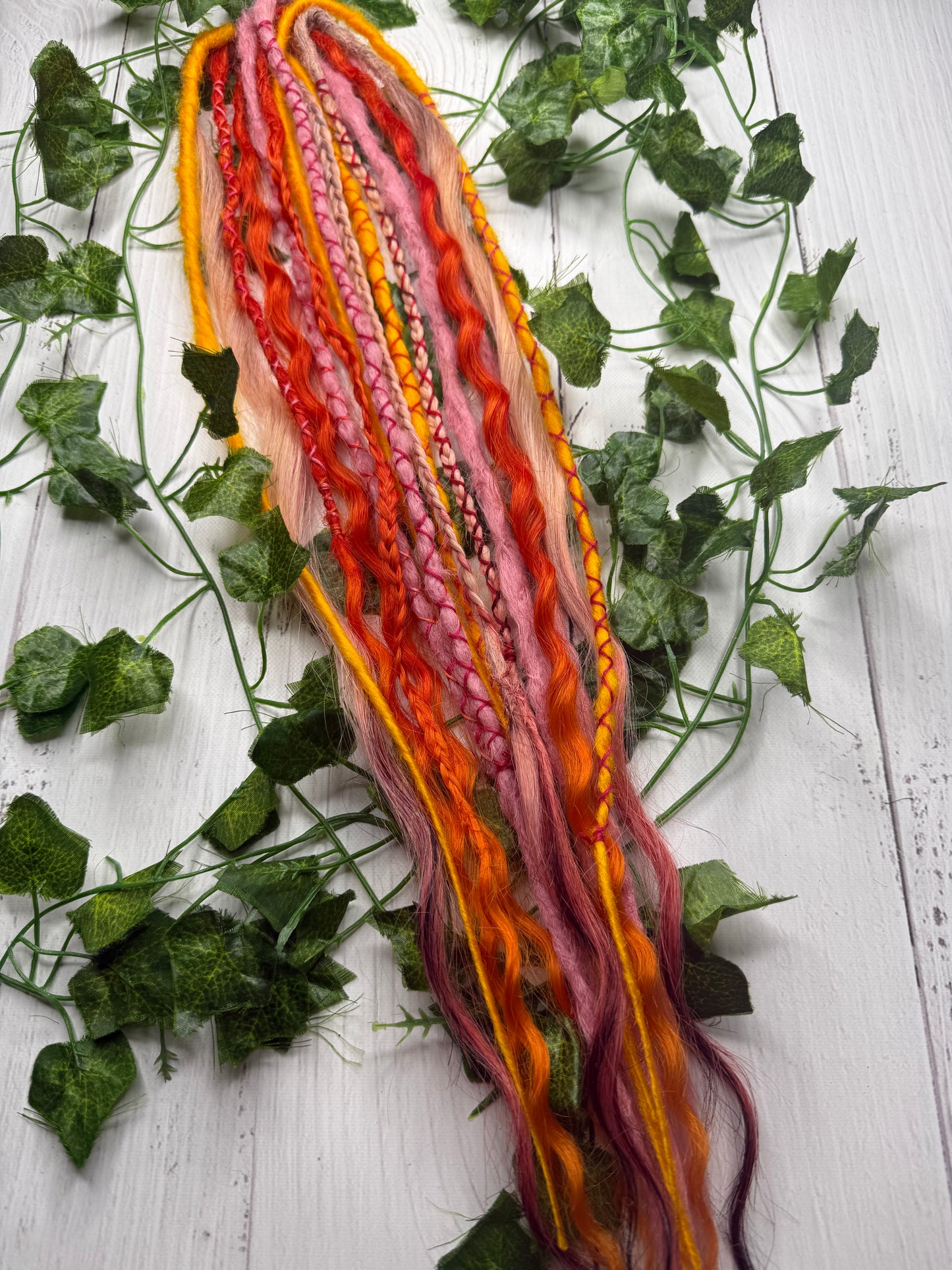 Set of 8, 52-61cm Summer Sunset Blend Mixed Texture Synthetic Extensions