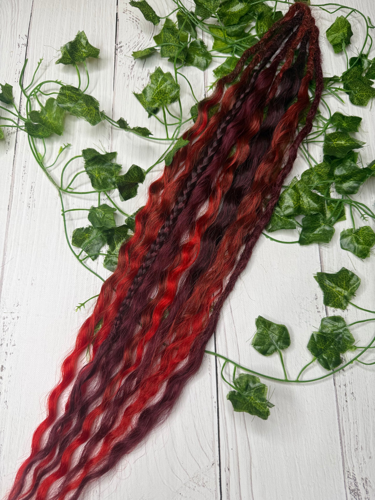 Set of 4, 61-66cm Crimson Spice Mixed Texture Synthetic Extensions