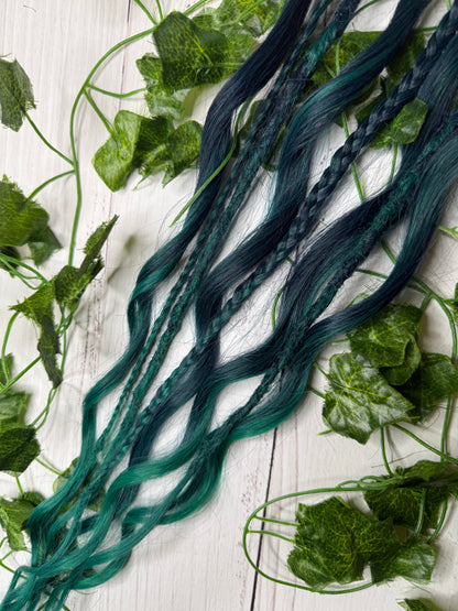 Set of 4, 55-64cm Emerald Envy Mixed Texture Synthetic Extensions