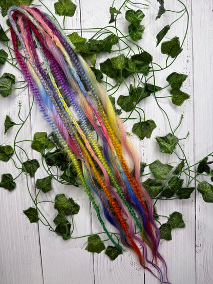 Set of 5, 55-65cm Prism Party Blend Mixed Texture Synthetic Extensions