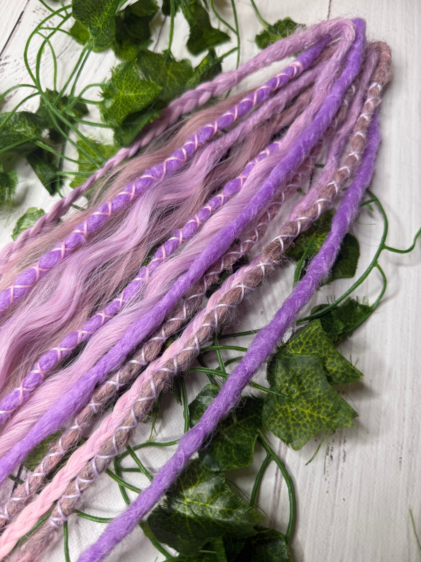 Set of 6, 54-65cm Soft Bloom Mixed Texture Synthetic Extensions