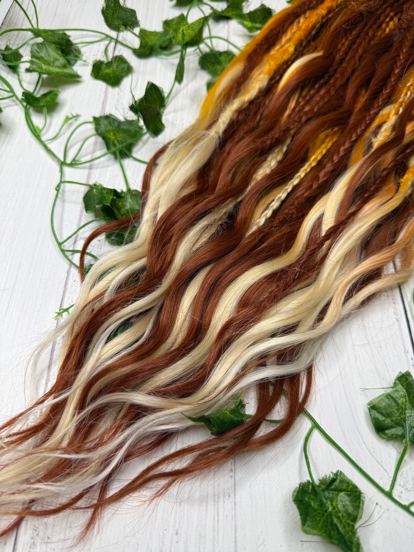 Set of 24, 60-63cm Autumn Canopy Mixed Texture Synthetic Extensions