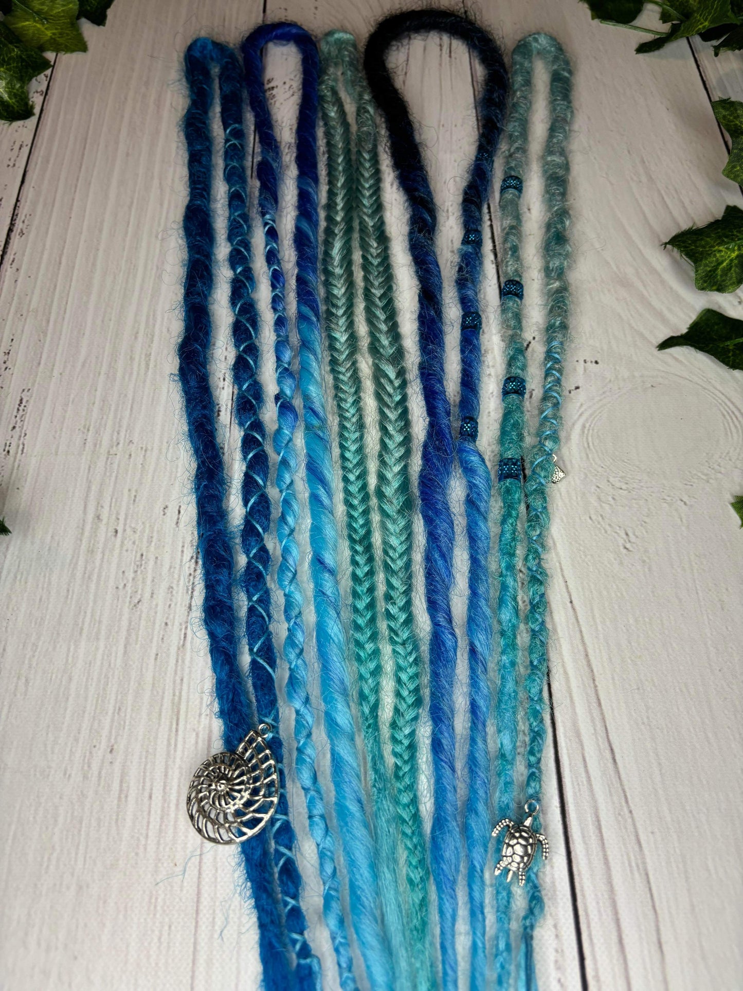 Set of 5, 48-51cm Blue Blend Synthetic Extensions