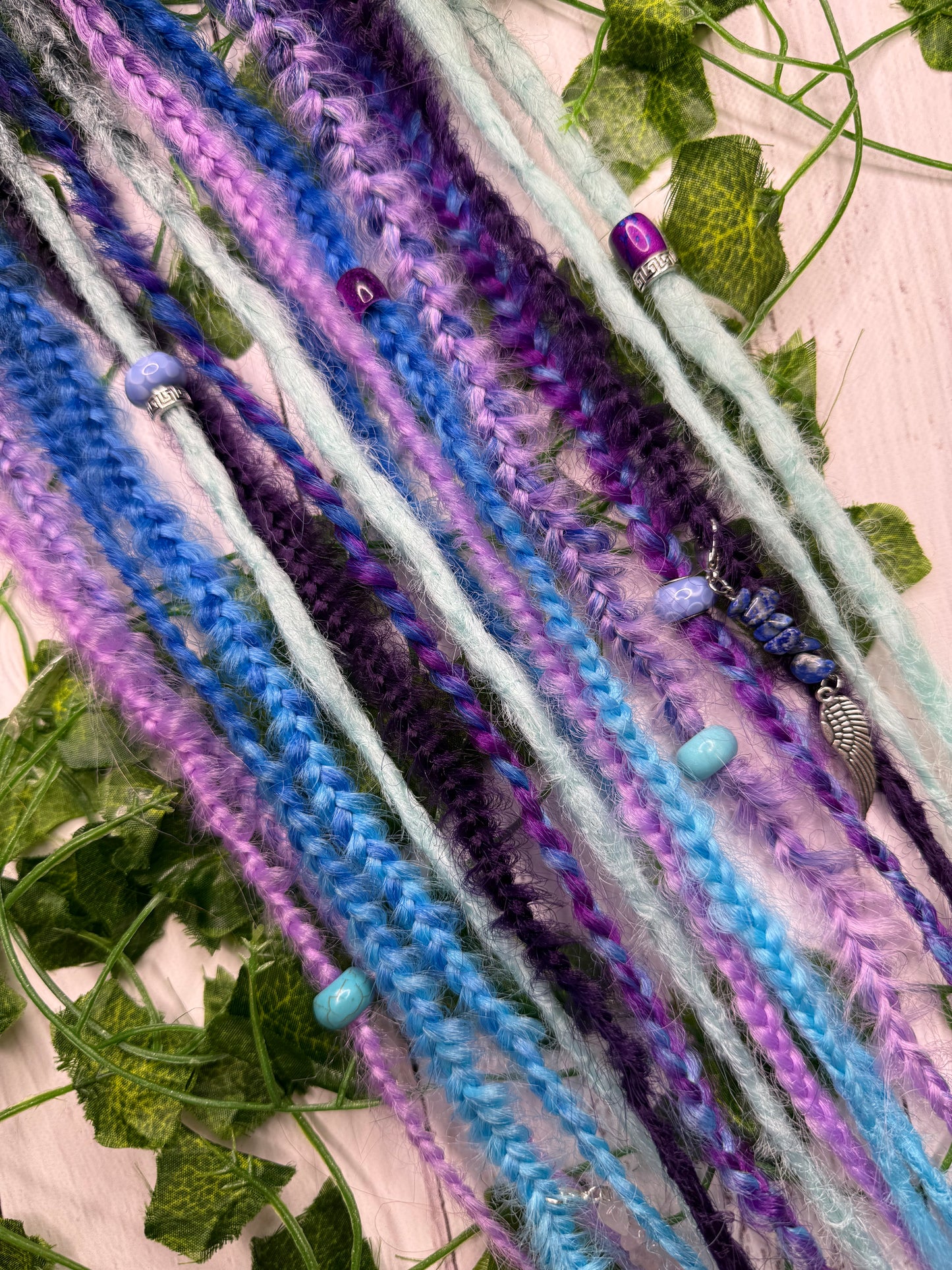 Set of 8, 56-62cm Royal Eclipse Blend Mixed Texture Synthetic Extensions