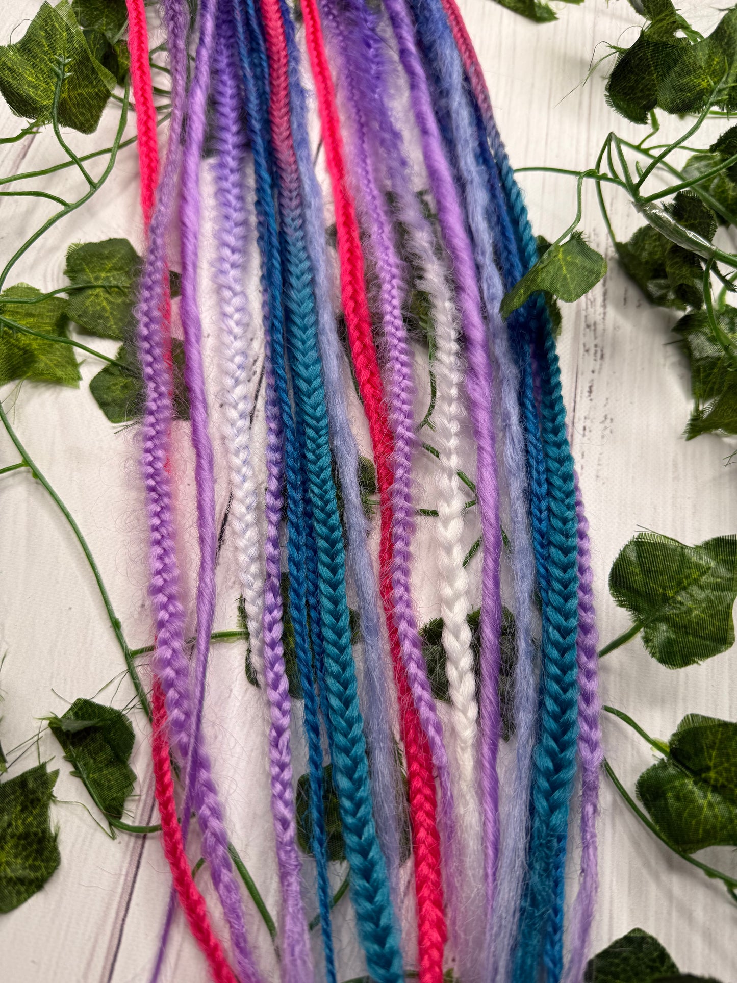 Set of 9, 59-65cm Mystic Haze Blend Mixed Texture Synthetic Extensions