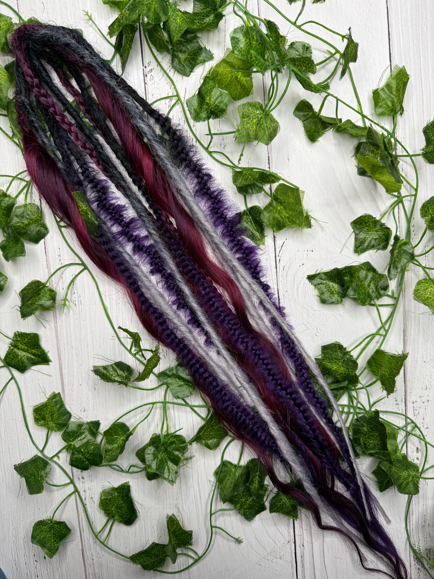 Set of 6, 55-64cm Deep Purple/Grey Mixed Texture Synthetic Extensions