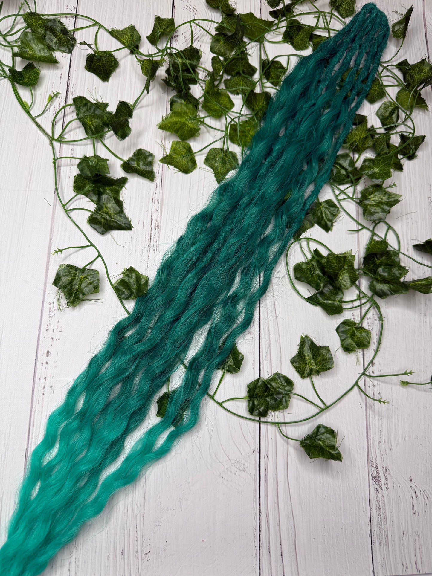 Set of 4, 75-78cm Enchanted Ivy Mixed Texture Synthetic Extensions