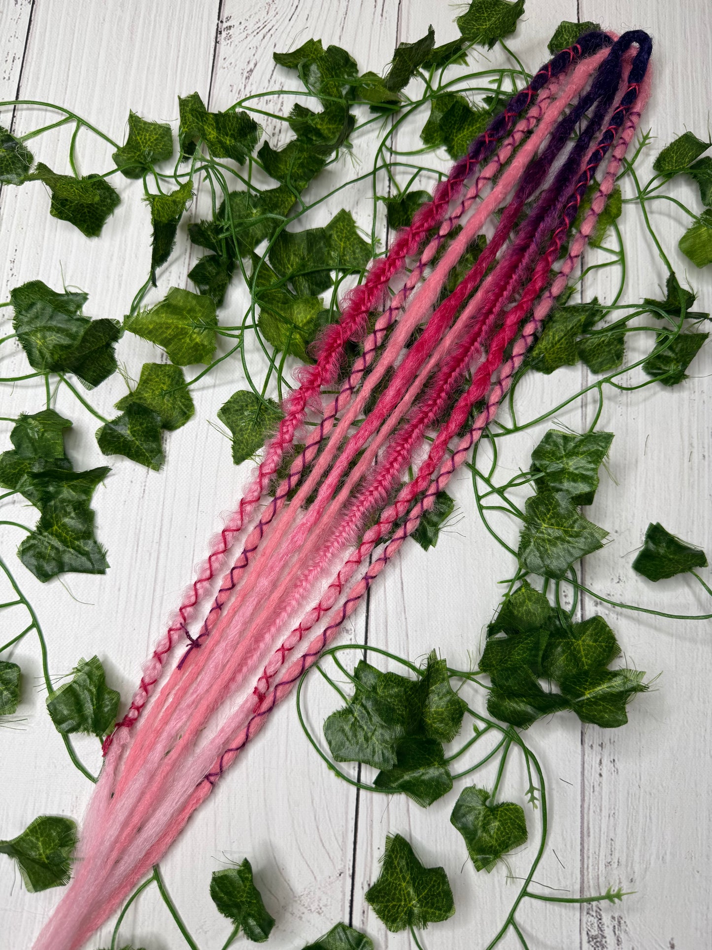 Set of 4, 55-59cm Petal Pop Mixed Texture Synthetic Extensions