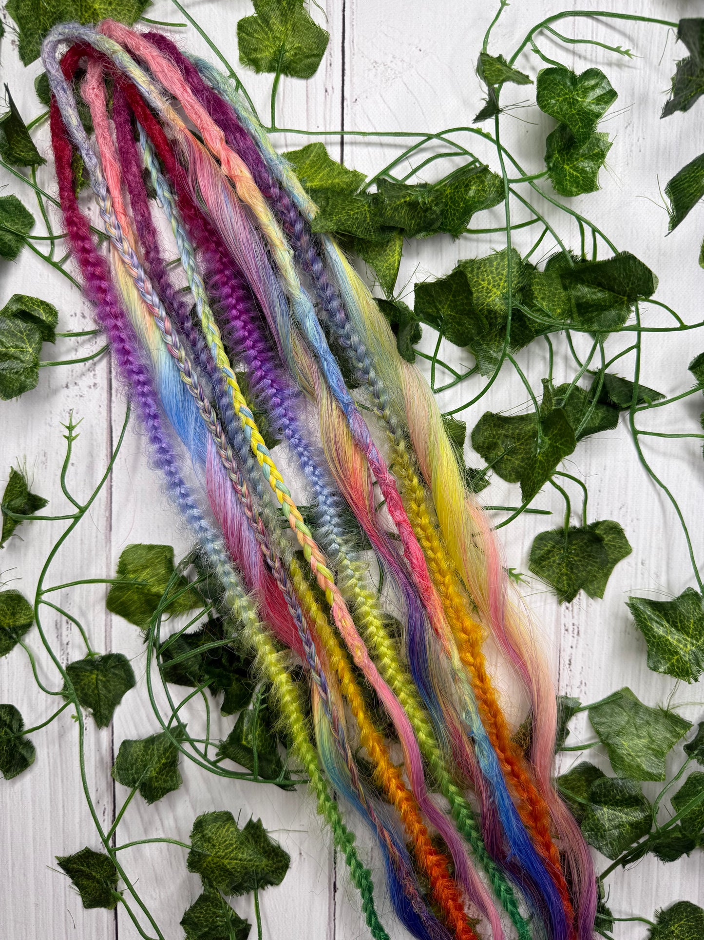 Set of 5, 55-65cm Prism Party Blend Mixed Texture Synthetic Extensions