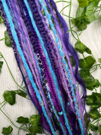 Set of 8, 52-62cm Cosmos Blend Mixed Texture Synthetic Extensions