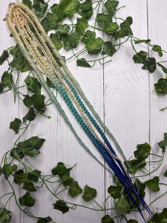 Set of 5, 51-61cm Blonde - Blue Synthetic Extensions (only available for online purchase)